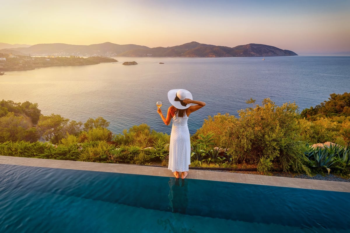 Luxury travel at sunset in Miami